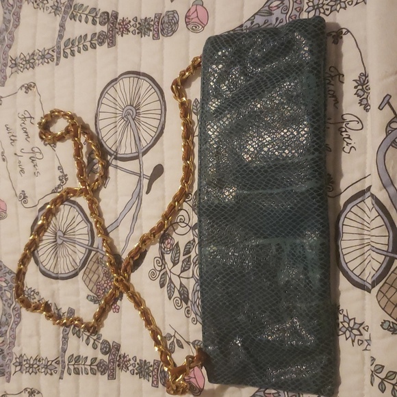 VINTAGE Mini crossbody faux snake print. Blue and black. - Picture 3 of 4